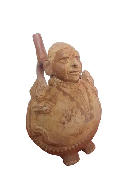 Foto de um(a) Cerâmica pré-inca, da categoria de Outros colecionáveis. Cerâmica da cultura Mochica, costa norte do Peru, século II d.C., trabalhada em argila, com corante avermelhado para dar a... Vendido no marketplace Trésors.