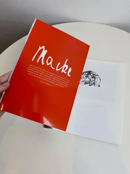 Foto de um(a) ​ Livro brochura em português da editora Taschen - Macke, da categoria de Livros. Livro brochura em português da editora Taschen. Estado de novo. 95 páginas. Mostrado de uma perspectiva diferente. Vendido no marketplace Trésors.