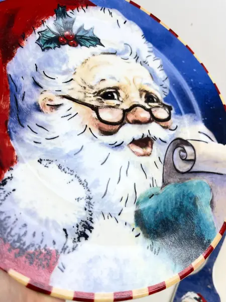 Foto de um(a) Prato de bolo e espátula estampados em porcelana, da categoria de Pratos Decorativos. Prato de bolo e espátula estampados em porcelana. Perfeito estado. Medidas prato: 27cm diâmetro. Mostrado de uma perspectiva diferente. Vendido no marketplace Trésors.