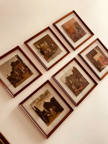 Foto de um(a) Conjunto com 6 Quadros – Inspiração nos Mestres Holandeses do Século XVII, da categoria de Impressões. Conjunto com 6 Quadros Vintage – Inspiração nos Mestres Holandeses do Século XVII Belíssimo conjunto composto por seis... Mostrado de uma perspectiva diferente. Vendido no marketplace Trésors.