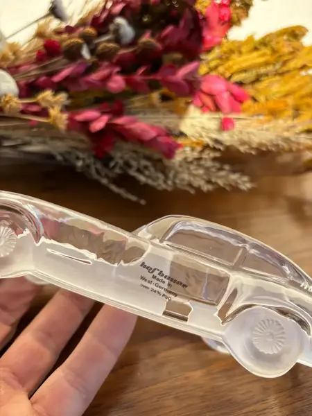 Foto de um(a) Antiga Escultura Art Deco Carro Jaguar Cristal Alemão Satiné, da categoria de Escultura. Antiga escultura artística de carro Jaguar em cristal alemão com detalhes em satiné. Linda peça para decorar e... Mostrado de uma perspectiva diferente. Vendido no marketplace Trésors.