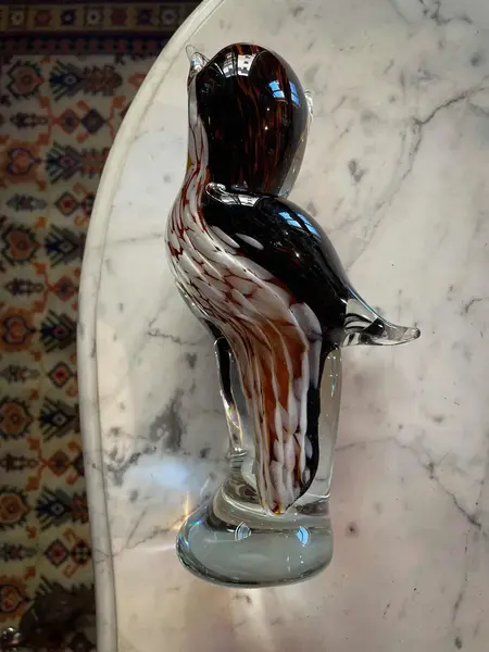 Foto de um(a) Antiga Obra Escultura De Coruja Art Deco Em Murano Italiano, da categoria de Escultura. ~ Italy Glass ~Belíssima escultura de coruja feita à mão em Murano artístico. Símbolo da inteligência e da sabedoria, a... Mostrado de uma perspectiva diferente. Vendido no marketplace Trésors.