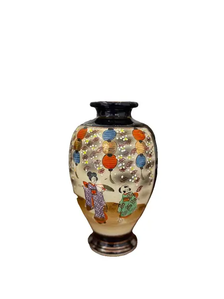 Foto de um(a) Antigo Vaso Oriental Porcelana Japonesa Satsuma Azul Cobalto, da categoria de Vasos. Antigo vaso oriental em porcelana artística japonesa Satsuma, rara cor azul cobalto. De um lado da peça a decoração é com... Vendido no marketplace Trésors.