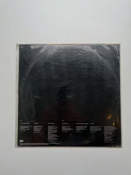 Foto de um(a) ​Disco de vinil Introspective - Pet Shop Boys 1988, da categoria de LPs ou Discos de Vinil. Disco de vinil Introspective, Pet Shop Boys, de 1988. Possui mínimos ricos bem superficiais que não atrapalham o áudio. Capa... Mostrado de uma perspectiva diferente. Vendido no marketplace Trésors.