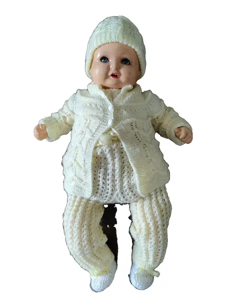 Foto de um(a) Boneca Bebê em Celuloide, Década de 1920, da categoria de Bonecas. Boneca bebê feita em celuloide, corpo de tecido com enchimento. Apresenta mecanismo de olhos que se movem lateralmente e... Vendido no marketplace Trésors.