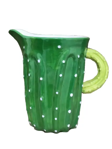 Foto de um(a) Jarra Cactus Anos 2000, da categoria de Garrafas, potes e jarros. Jarra em forma de cactus em porcelana, década de 2000 da marca Prestigie Collection.A: 20 cm Diametro da boca: 13 cm... Vendido no marketplace Trésors.