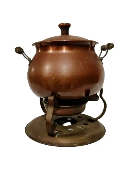 Foto de um(a) Panela de Fondue em Cobre, Math Hamac, Década de 1960, da categoria de Panelas. Panela para fondue em cobre, tampa com puxador em cobre e jacarandá e alças em latão com jacarandá. Rechaud em latão e... Vendido no marketplace Trésors.