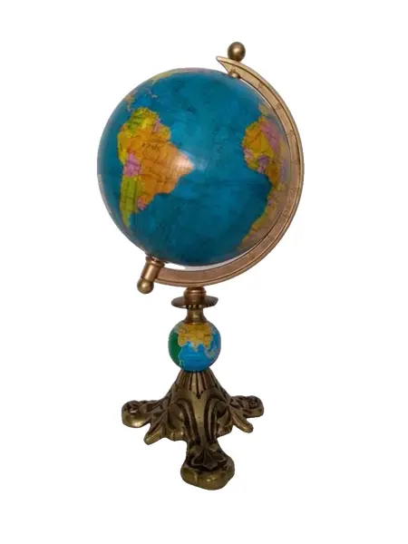 Foto de um(a) Globo Globinho, da categoria de Globos. Globo terrestre de mesa em latão fundido e pátina dourada A: 28cm Peso: 587g. Vendido no marketplace Trésors.