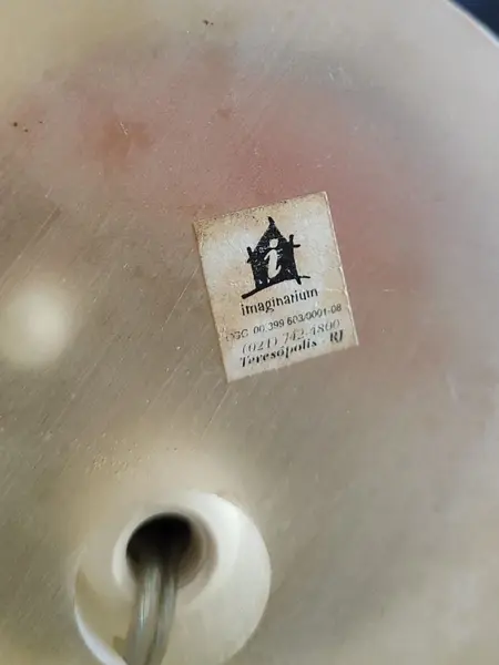 Foto de um(a) Luminária Flor Imaginarium, Década de 1990, da categoria de Abajures. Luminária flor de mesa, em resina nas cores bege, amarela e laranja com lâmpada 220 w. Da marca imaginarium dos anos 1990. ... Mostrado de uma perspectiva diferente. Vendido no marketplace Trésors.