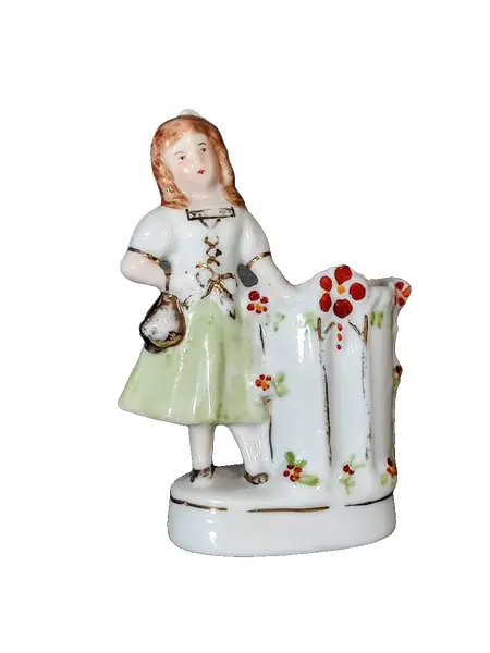Foto de um(a) Paliteiro Porcelana Brasileira, Década de 1940, da categoria de Paliteiros. Paliteiro em porcelana policromada com filete em ouro, década 1940. Fabricante csa pedreira - são paulo, brasil A: 11 cm /... Vendido no marketplace Trésors.