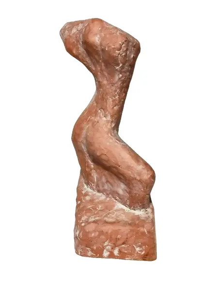 Foto de um(a) Escultura Torso Feminino, da categoria de Escultura. Escultura de um torso feminino em terracota com pátina branca e base trapezoidal. Não identificado o nome do artista. A: 19... Vendido no marketplace Trésors.