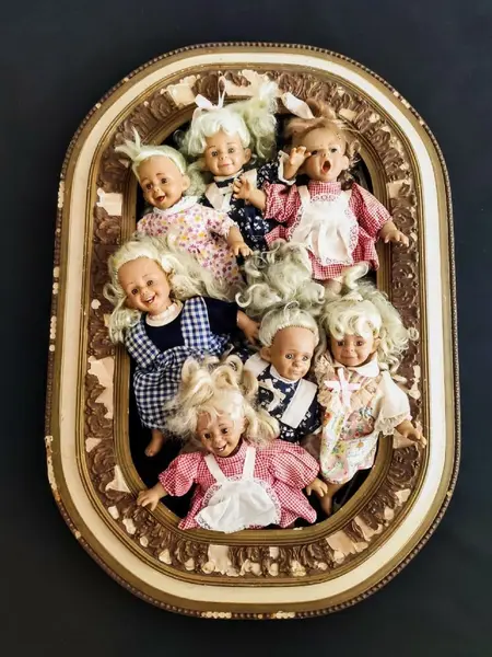 Foto de um(a) Gloobee Dolls Anos 90, da categoria de Bonecas. Bonecas caretinha gloobee dolls, em vinil com corpo de tecido revestido com fibra e cabelos de fibra sintética, tendo como... Mostrado de uma perspectiva diferente. Vendido no marketplace Trésors.