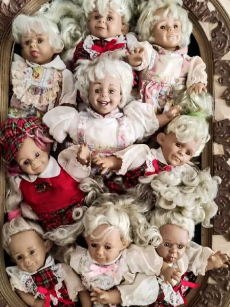 Foto de um(a) Gloobee Dolls Anos 90, da categoria de Bonecas. Bonecas caretinha gloobee dolls, em vinil com corpo de tecido revestido com fibra e cabelos de fibra sintética, tendo como... Mostrado de uma perspectiva diferente. Vendido no marketplace Trésors.
