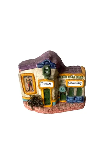Foto de um(a) Ímã de Buenos Aires, da categoria de Memorabilia de viagem & souvenir. Ímã de casinha souvenir de Buenos Aires Mede: 9 x 7cm. Vendido no marketplace Trésors.