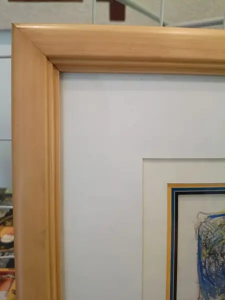 Foto de um(a) Sérgio Telles - Gravura com interferência do artista, 45 x 48 cm, com linda moldura e assinada à mão, da categoria de Serigrafia. Sérgio Telles - Gravura com interferência do artista, 45 x 48 cm, com linda moldura e assinada à mão. Mostrado de uma perspectiva diferente. Vendido no marketplace Trésors.