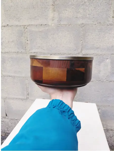 Foto de um(a) Centro de mesa Tropic Art Bowls Modernista Antigo Taqueado, da categoria de Centro de mesa. Centro de Mesa Antigo Tropic Art Anos 1960 Bowls Modernista Taqueado em madeira de lei Selado no verso da peça Design... Mostrado de uma perspectiva diferente. Vendido no marketplace Trésors.