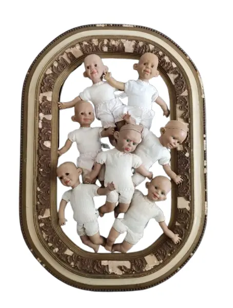 Foto de um(a) Gloobee Dolls Anos 90, da categoria de Bonecas. Bonecas caretinha gloobee dolls, em vinil com corpo de tecido revestido com fibra e cabelos de fibra sintética, tendo como... Vendido no marketplace Trésors.