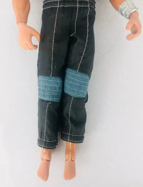 Foto de um(a) Boneco Max Steel Mattel 1998, da categoria de Bonecas e bonecos de ação. ANTIGO BONECO MAXX STEEL DA MATTEL 1998, MEDINDO APROXIMADAMENTE 30CM DE ALTURA. ARTICULADO, APRESENTA MÍNIMOS SINAIS DE... Mostrado de uma perspectiva diferente. Vendido no marketplace Trésors.