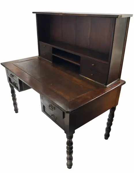 Foto de um(a) Magnífica Escrivaninha de Dois Andares – Estilo Clássico com Escaninho e 4 Gavetas, da categoria de Escrivaninhas e Mesas de escritório. Uma peça que transborda história e sofisticação. Esta magnífica escrivaninha de dois andares é o móvel ideal para quem busca... Vendido no marketplace Trésors.