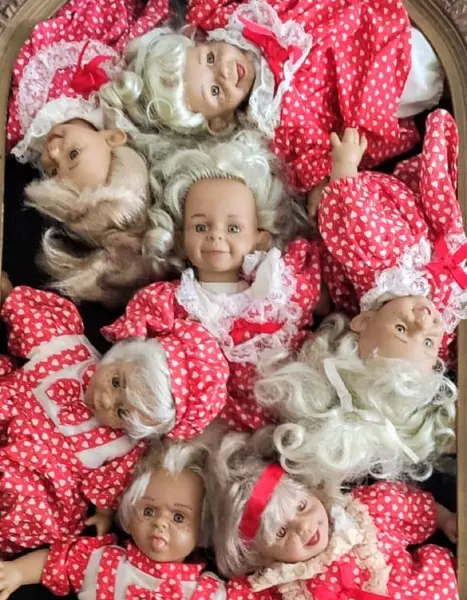 Foto de um(a) Gloobee Dolls Anos 90, da categoria de Bonecas. Bonecas caretinha gloobee dolls, em vinil com corpo de tecido revestido com fibra e cabelos de fibra sintética, tendo como... Mostrado de uma perspectiva diferente. Vendido no marketplace Trésors.