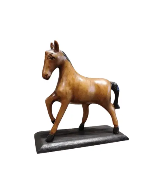 Foto de um(a) Escultura Cavalo em Madeira, Década de 2000, da categoria de Escultura. Escultura cavalo em movimento: em madeira, esculpida a mão, assinatura em forma de marca tipo ferro de gano. Base em... Vendido no marketplace Trésors.