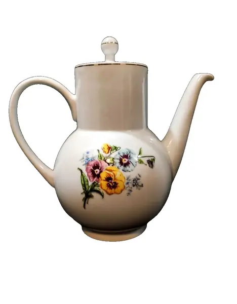 Foto de um(a) Bule Karsten Porcelana Schmidt Anos 70, da categoria de Bules. Bule em porcelana schmidt branca policromada com filete em ouro e com propagana da loja karsten ltda, década de 1970 peça de... Vendido no marketplace Trésors.