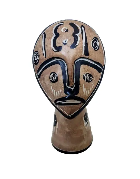 Foto de um(a) Escultura Africana Anos 80, da categoria de Escultura. Escultura africana em pedra com pintura preto e branco, década de 1980.A: 9 cm / L: 5 cm / P: 3 cm Peso: 128 g. Vendido no marketplace Trésors.
