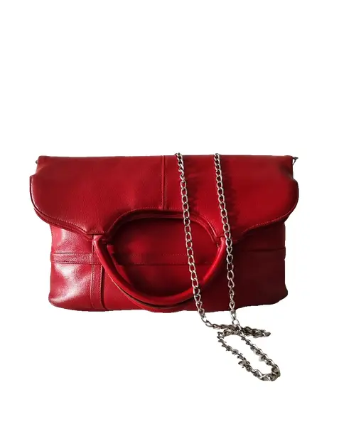 Foto de um(a) Bolsa Vintage Couro Vermelho, Década de 1970, da categoria de Outros colecionáveis. Bolsa vintage da década de 1970, em couro legítimo na cor vermelha. Com alça curta, mas podendo ser usada a tiracolo com... Vendido no marketplace Trésors.