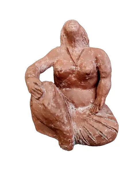 Foto de um(a) Escultura Woman anos 90 - Maia, da categoria de Escultura. Escultura feminina em terracota com pátina, década de 1990 autor: maia, artista gaúcho radicado em santa catarina. A: 9,5... Vendido no marketplace Trésors.