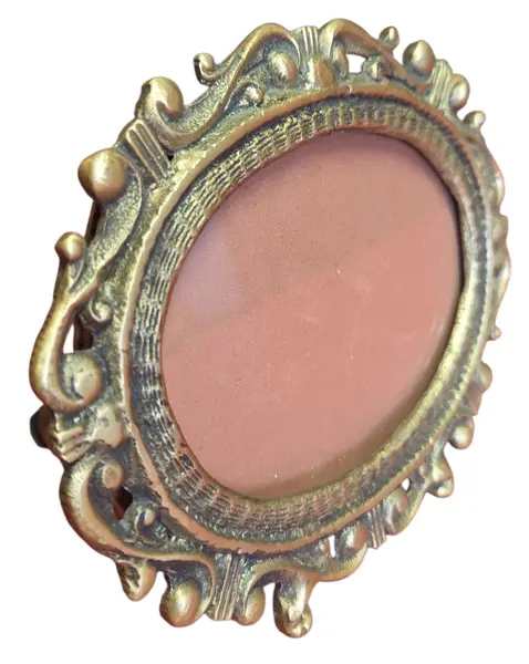 Foto de um(a) Porta Retrato em Bronze Oval - Horizontal, da categoria de Porta retratos. Belíssimo porta-retrato horizontal oval confeccionado em bronze de alta qualidade. Esta peça apresenta um trabalho de... Vendido no marketplace Trésors.