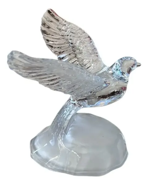 Foto de um(a) Antiga Escultura Pássaro Art Deco Em Cristal Francês Satiné, da categoria de Escultura. Luminarc - Verrerie D'arques, France. Antiga escultura artística representando pássaro em movimento, moldado em bloco de... Vendido no marketplace Trésors.
