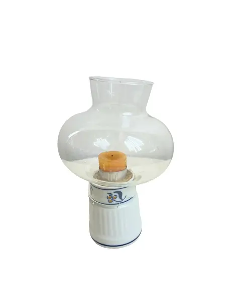 Foto de um(a) Lanterna Japonesa à vela, da categoria de Castiçais. Grande lanterna à vela em porcelana japonesas e vidro. O vidro está quebrado, como mostrado nas fotos. Medidas: 22x13cm. Vendido no marketplace Trésors.