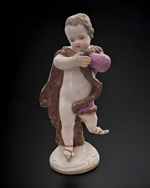 Foto de um(a) Escultura em porcelana Meissen The Skater, da categoria de Escultura. Emblematica e rara estatueta em porecelana Meissen "The Skater". As estatuetas em porcelana da manufatura Meissen do final... Mostrado de uma perspectiva diferente. Vendido no marketplace Trésors.