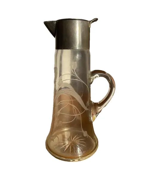 Foto de um(a) Antiga Jarrinha Claret Jug Galheteiro Cristal E Prata Wmf, da categoria de Jarros. Antiga e fina jarrinha “claret jug” em cristal alemão com primorosa lapidação feita à mão e guarnições em metal espessurado... Vendido no marketplace Trésors.