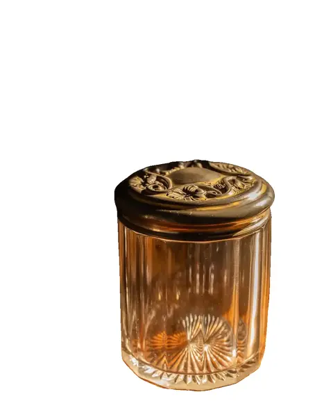 Foto de um(a) Antiga Caixa Bomboniere Baleiro Cristal E Prata Art Nouveau, da categoria de Garrafas, potes e jarros. Antiga e grande caixa decorativa. Além de linda, ela é muito versátil. Pode ser uma bomboniere, biscoiteira, porta algodão,... Vendido no marketplace Trésors.