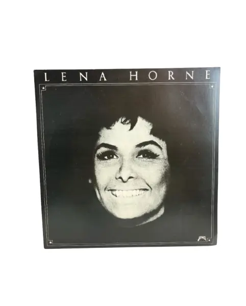 Foto de um(a) ​LP de 1979, Lena Horne, da categoria de LPs ou Discos de Vinil . LP de 1979, Lena Horne. Capa com leves avarias e disco em perfeito estado. Vendido no marketplace Trésors.