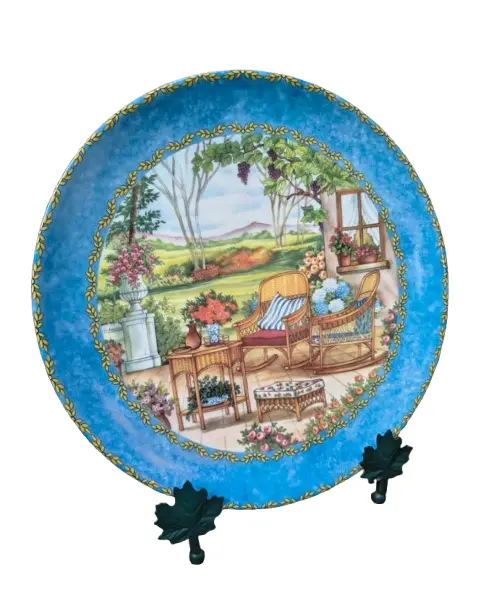 Foto de um(a) Prato Decorativo Porcelana Alemã Gloria Bavaria - Coleção Provence "Ice Tea", da categoria de Pratos Decorativos. Exclusivo prato decorativo em legítima porcelana de alta qualidade (Fine Porcelain), produzido pela tradicional manufatura... Vendido no marketplace Trésors.