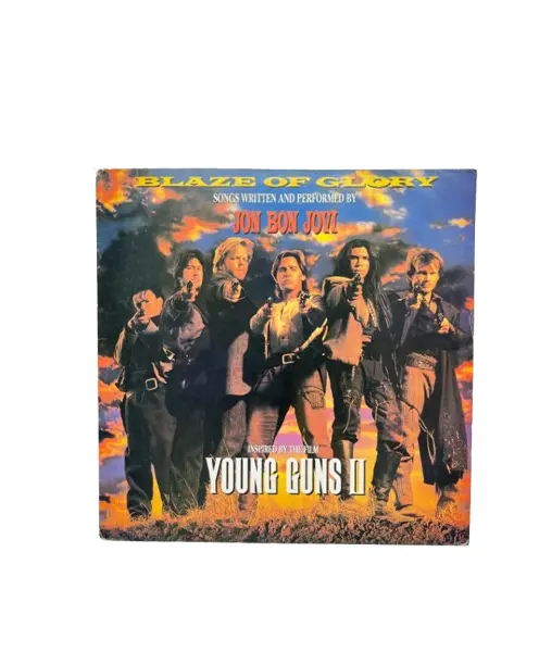 Foto de um(a) ​ LP Blaze of Glory - Bon Jovi 1990 - inspirado no filme Young Guns II, da categoria de LPs ou Discos de Vinil. LP Blaze of Glory, Bon Jovi, de 1990, inspirado no filme Young Guns II. Perfeito estado. Vendido no marketplace Trésors.