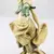 Foto de um(a) Escultura de criança com cesta de frutas, da categoria de Escultura. Escultura de menina segurando uma cesta de frutas na cabeça bem detalhada, mede 18cm de altura. Mínimos sinais do tempo. Em... Mostrado de uma perspectiva diferente. Vendido no marketplace Trésors.