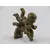 Foto de um(a) Estatueta em bronze casal de crianças, da categoria de Escultura. Original escultura em bronze maciço representando casal de crianças a brincar. Peça não assinada mas muito expressiva. Mede:... Mostrado de uma perspectiva diferente. Vendido no marketplace Trésors.