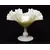 Foto de um(a) Fruteira em opalina na cor creme/off white, da categoria de Centro de mesa. Opalina, pode ser centro de mesa, fruteira, uveira. decoração bico de jaca e bordas moldadas. Altura: 16cm; Diâmetro: 20cm. Mostrado de uma perspectiva diferente. Vendido no marketplace Trésors.