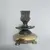 Foto de um(a) Antigo castiçal baixo em alabastro e bronze, da categoria de Castiçais. Muito Antigo Castiçal Baixo Em bronze e Alabastro Polido. Não apresenta marca de fabricante porém provavelmente europeu de... Mostrado de uma perspectiva diferente. Vendido no marketplace Trésors.