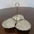 Foto de um(a) Petisqueira em formato de concha, da categoria de Outros utensílios para servir. Antiga e linda petisqueira em formato de concha, peça decorativa em prata 90. Medidas : altura 15 cm x diâmetro 18 cm x... Mostrado de uma perspectiva diferente. Vendido no marketplace Trésors.