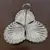 Foto de um(a) Petisqueira em formato de concha, da categoria de Outros utensílios para servir. Antiga e linda petisqueira em formato de concha, peça decorativa em prata 90. Medidas : altura 15 cm x diâmetro 18 cm x... Mostrado de uma perspectiva diferente. Vendido no marketplace Trésors.