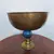 Foto de um(a) Centro de mesa em latão esmaltado, da categoria de Centro de mesa. Lindo centro de mesa de latão esmaltado / fruteira/ balde de gelo / bebidas (peça de ateliê). Medidas: 27 cm de altura x 30... Mostrado de uma perspectiva diferente. Vendido no marketplace Trésors.