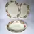 Foto de um(a) 2 Antigas travessas e saladeira em faiança inglesa Woods Ivory Ware, 1930-31, da categoria de Travessas e tigelas. Lote de antigas louças para serviço em faiança. Carimbo referente à fabricante Inglesa Woods Ware, usado de 1930 à 1931.... Mostrado de uma perspectiva diferente. Vendido no marketplace Trésors.