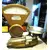 Foto de um(a) Balança antiga Filizola, da categoria de Outros objetos decorativos. Balança Filizola - Ficava no armazem de meus avós, em um balcão de madeira rustica, o qual o meu avô construiu. Item de... Mostrado de uma perspectiva diferente. Vendido no marketplace Trésors.