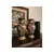 Foto de um(a) Par de vasos chineses, da categoria de Vasos. Par de vasos orientais decorativos – feitos à mão Lindo par de vasos em porcelana, pintados à mão, com riquíssimos detalhes... Mostrado de uma perspectiva diferente. Vendido no marketplace Trésors.