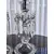 Foto de um(a) Par de castiçais - BACCARAT séc XIX, da categoria de Castiçais. Par de castiçais franceses, séc. XIX, Baccarat, translúcido, base com borda em perolados, copo para vela com gotas e... Mostrado de uma perspectiva diferente. Vendido no marketplace Trésors.