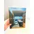 Foto de um(a) Livro arquitetura e design - The New Modern House, 2005, da categoria de Livros. Livro capa encadernação editorial em inglês, de 2005. Sobre arquitetura e design de interiores. Leves marcas do tempo e uso.... Mostrado de uma perspectiva diferente. Vendido no marketplace Trésors.